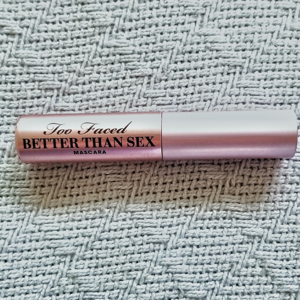 TOO FACED BETTER THAN SEX MASCARA NIKKIETUTORIALS - Picture 2 of 4